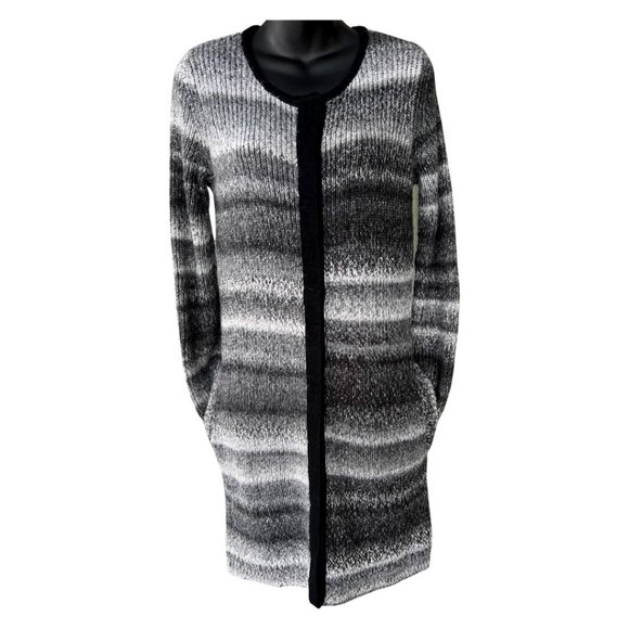 🌸4/$50🌸 Revolution Sweater Coat - Picture 2 of 13